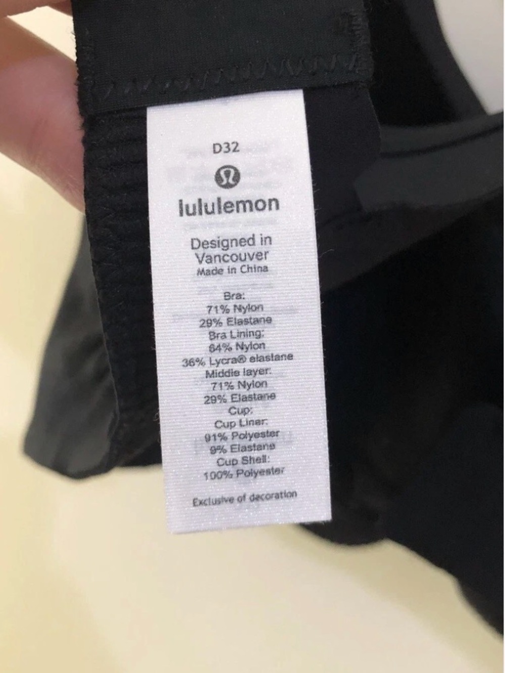 Lululemon All Powered Up Bra in black size Medium (8-10) will fit most B-D cups - Picture 8 of 8